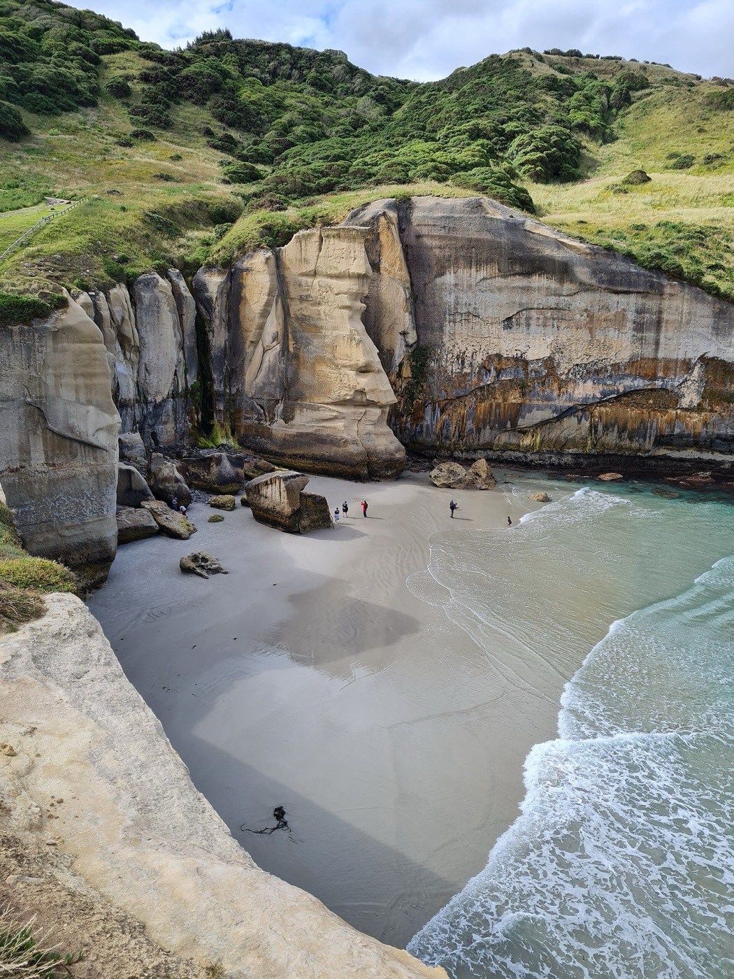 Tunnel Beach 海蚀悬崖